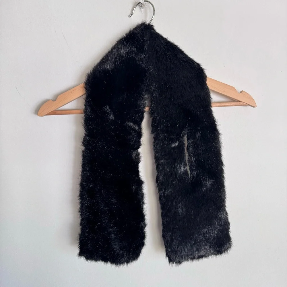 Ben Berger Luxury Black Faux Fur Scarf Pull‎ Thru Tippet Wrap Evening Formal